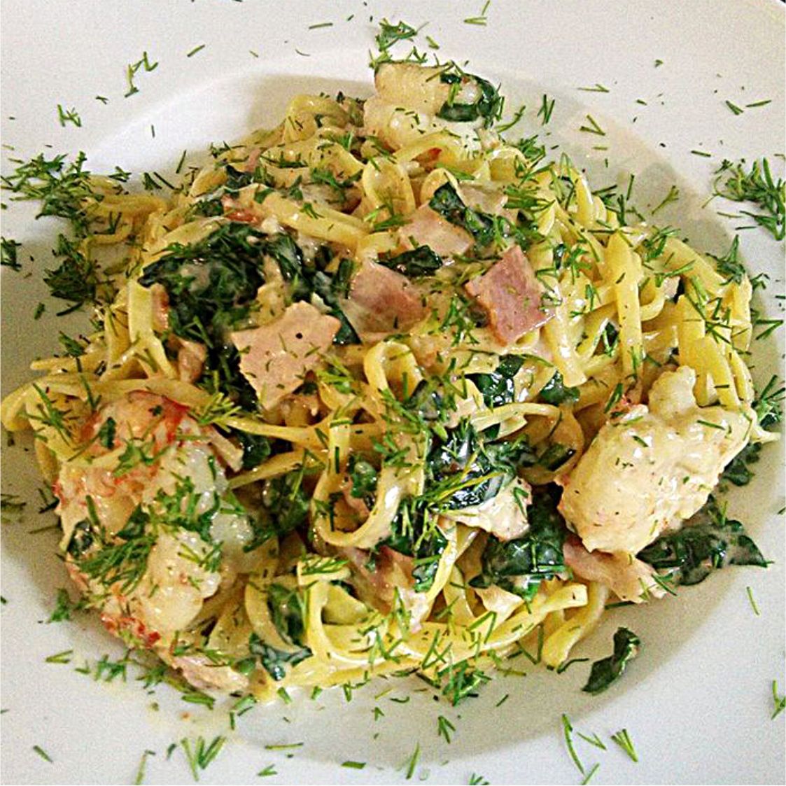 whole grain tagliatelle with prawns & spinach 
